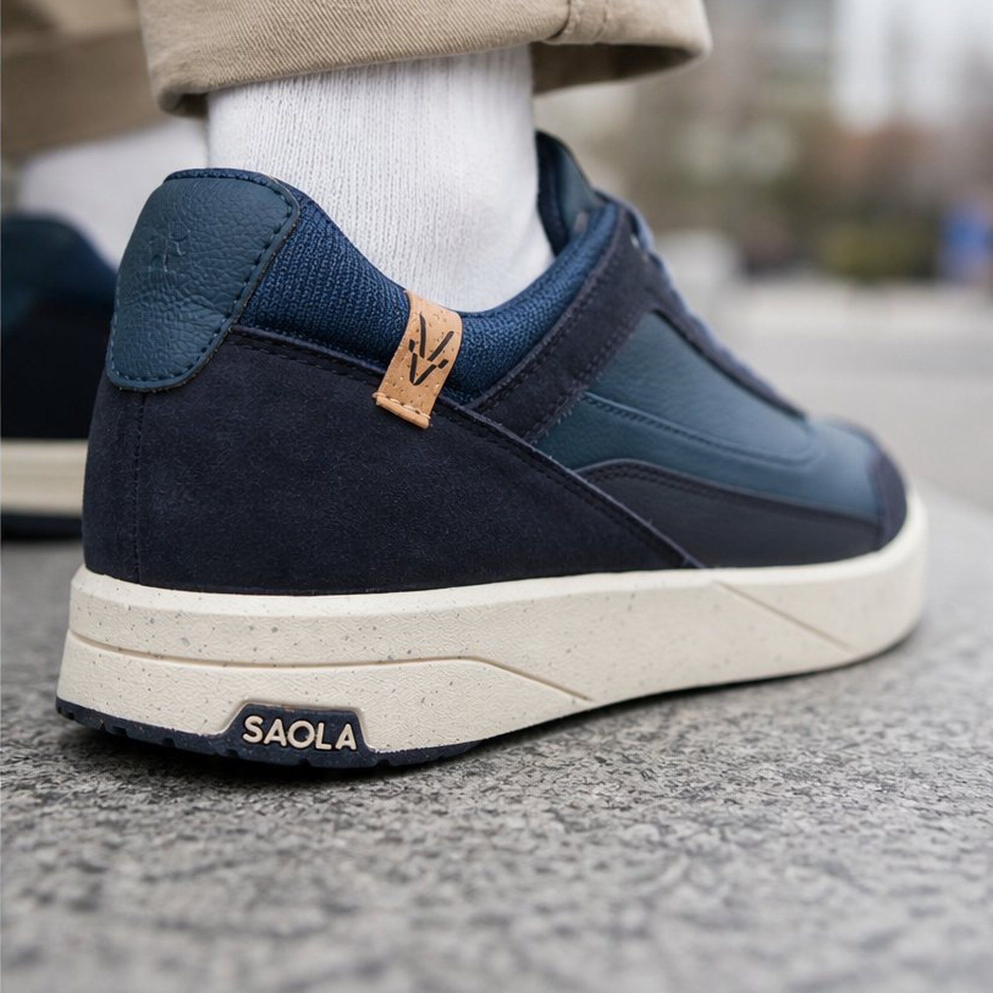 Quito M Navy