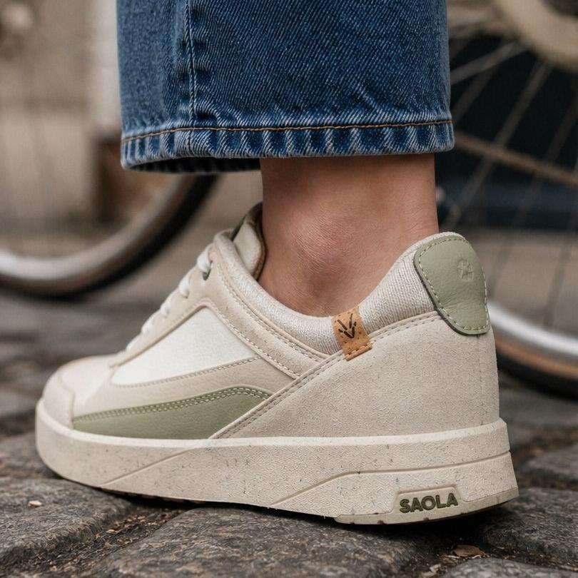 Quito W White Faded Green