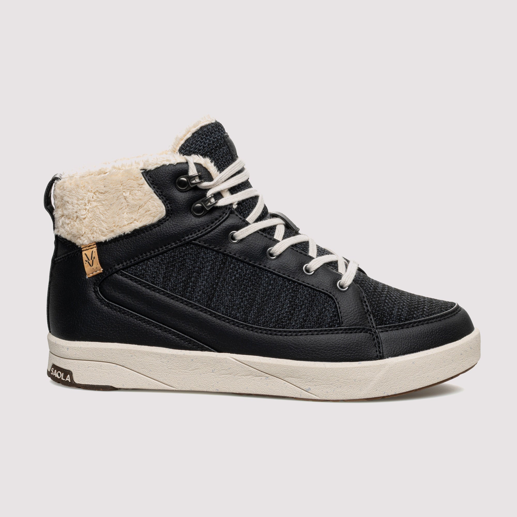 SAOLA Women Picchu WP in Black: Waterproof Boots for Winter