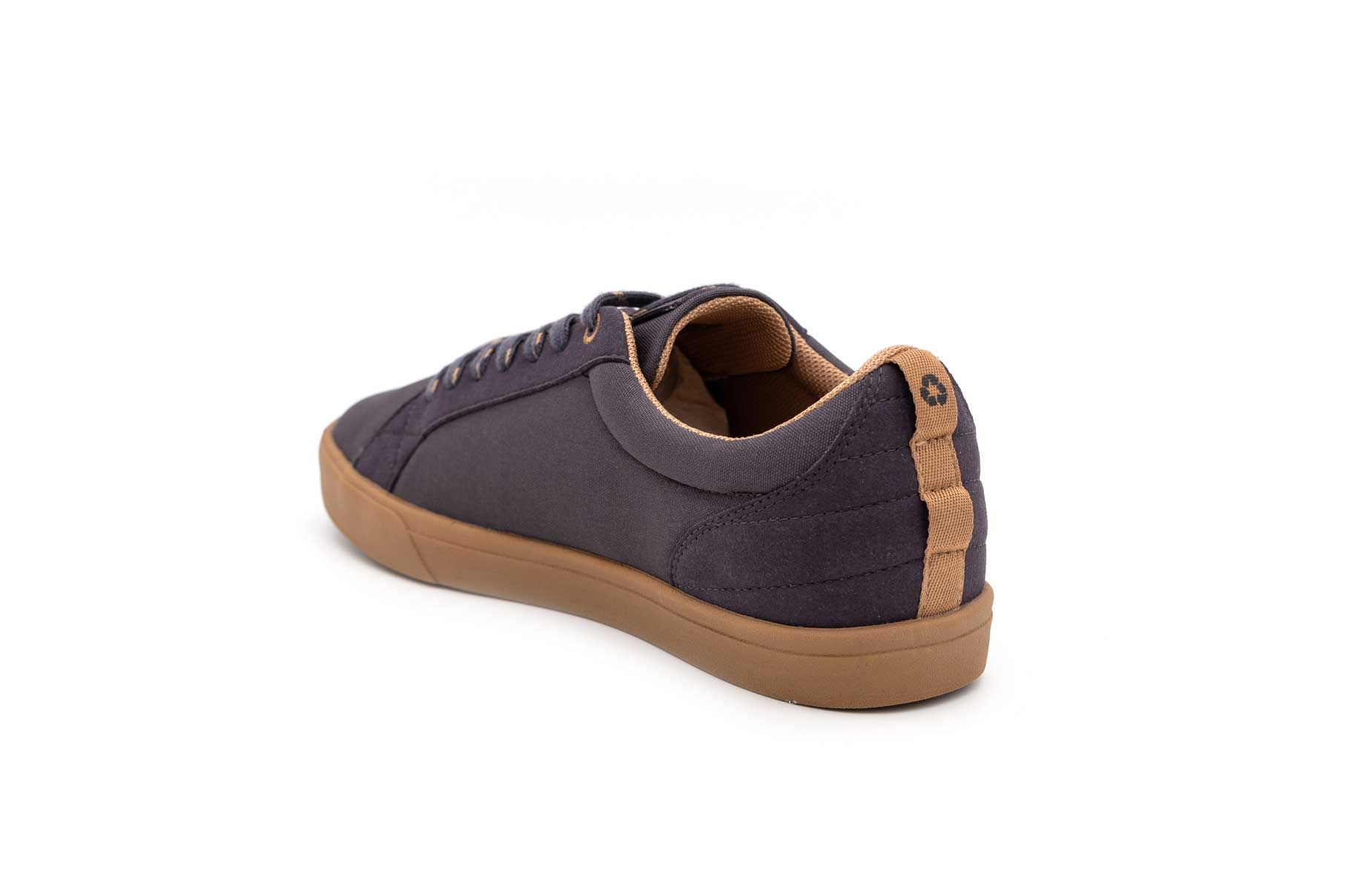 men's obsidian colour shoes overview from behind