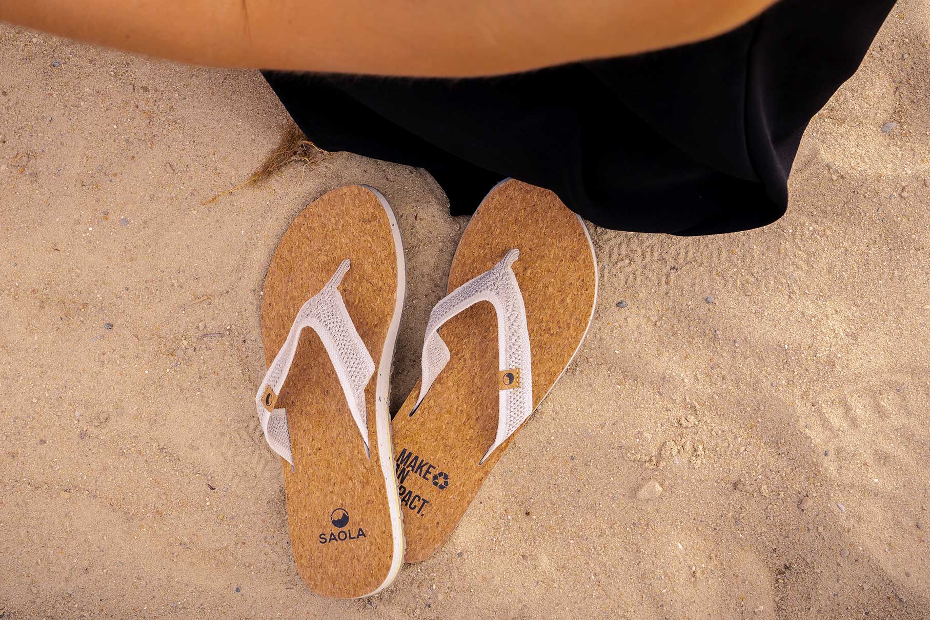 women's light grey sandals overview