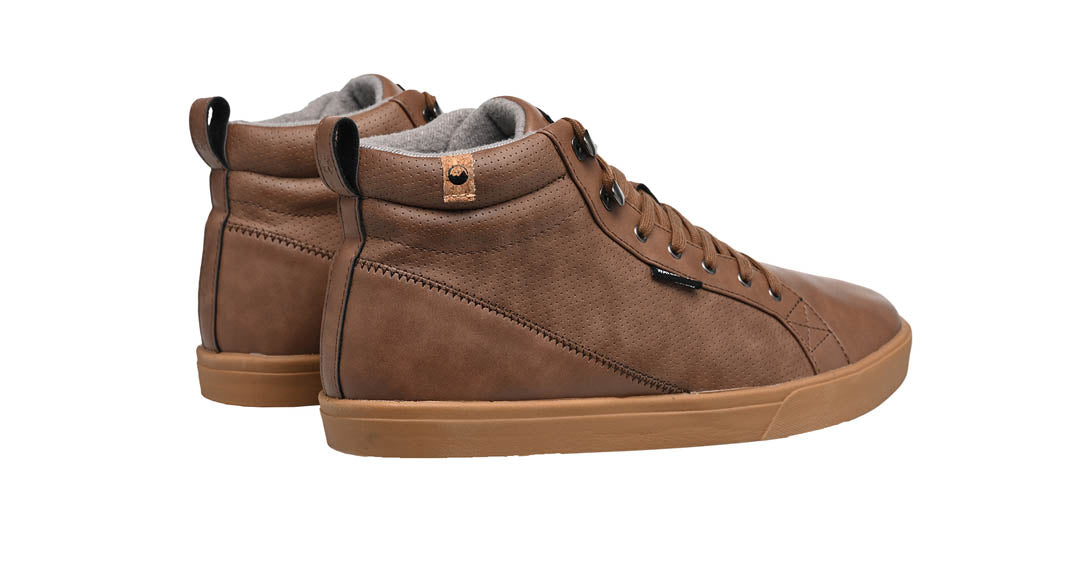 men's chocolate colour shoes overview from behind