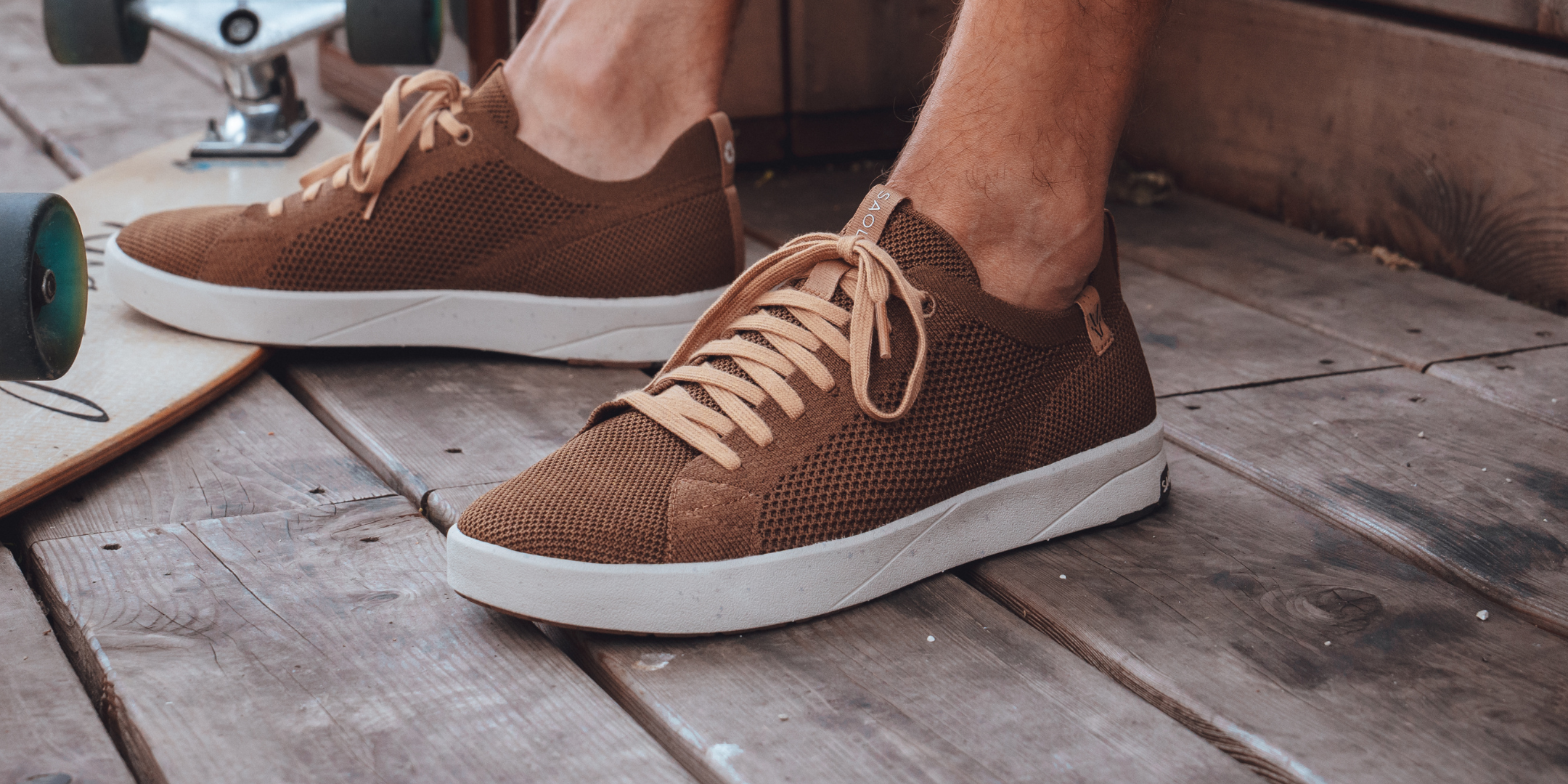Men's knit shoes