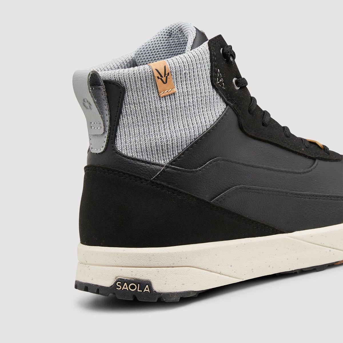 Quito Mid Waterproof W Black